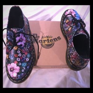 Dr. Marten shoes size 8 (39). Blackpink wanderlust